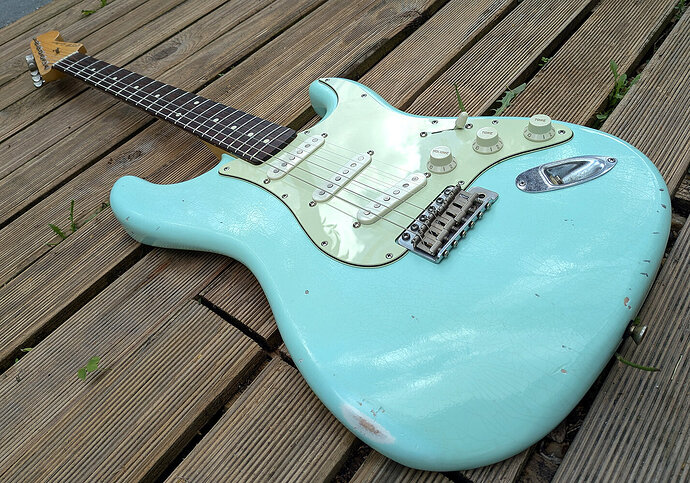 stratocaster-csb-surf-5449195