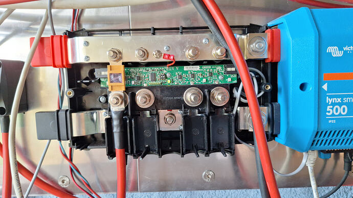 Left_Distributor_Battery_site